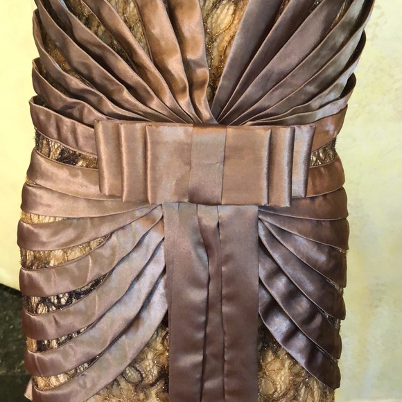 Elegant Brown Lace Evening Dress - Picture 2 of 5